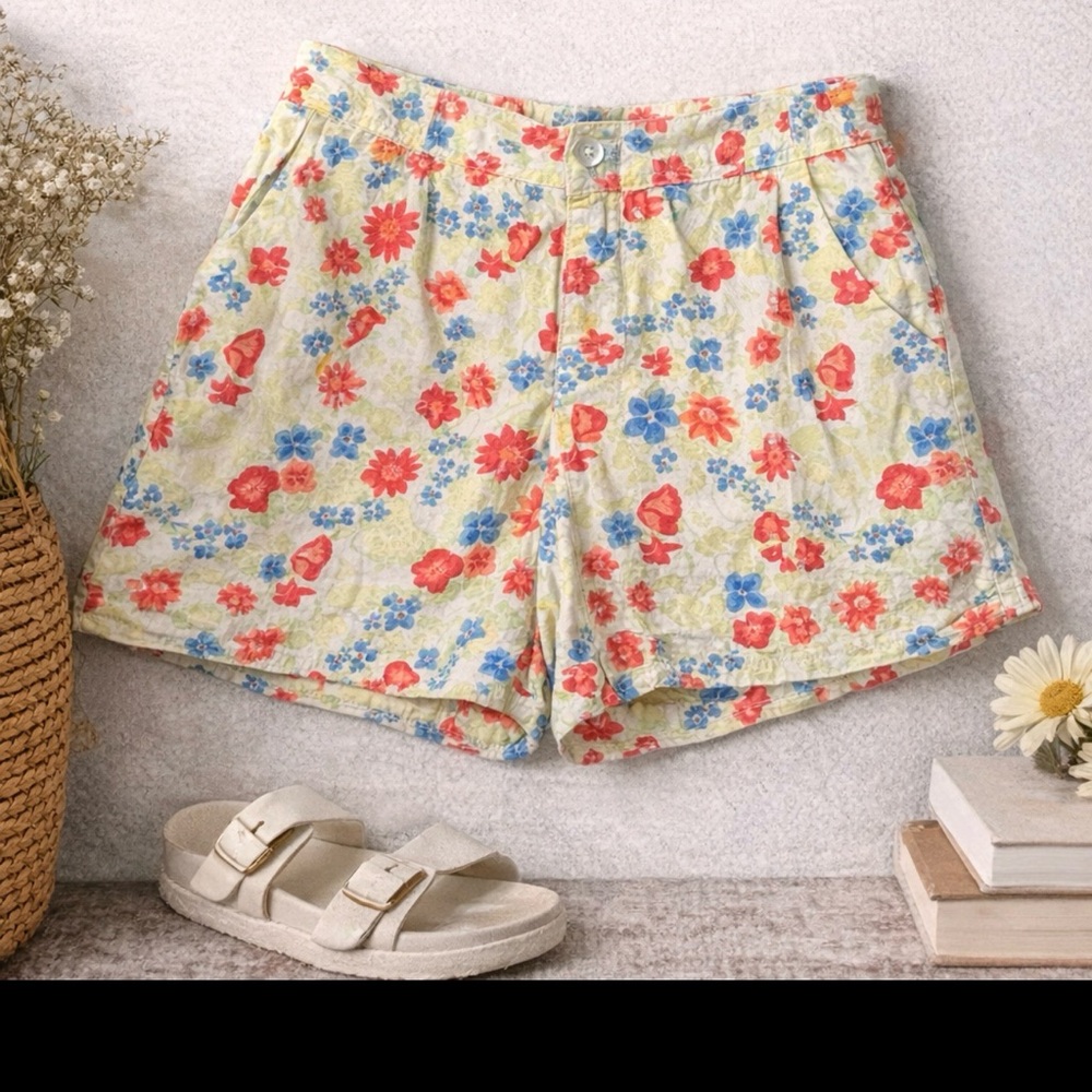 Liz Claiborne Yellow Floral Bermuda Shorts with Red & Blue Flowers
